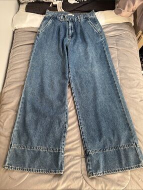 Habitual women’s  Blue wide leg modern Bootcut Denim Jeans Sz 10